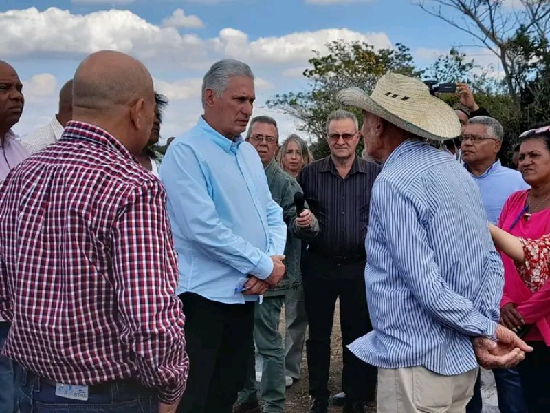 Realiza presidente Díaz- Canel visita al municipio Palma Soriano 