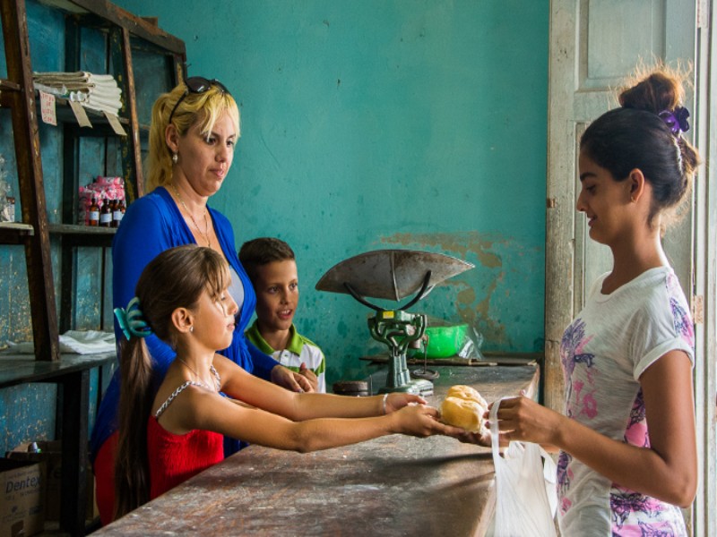 Pedir un favor: ¿práctica cotidiana o rareza en la sociedad cubana?