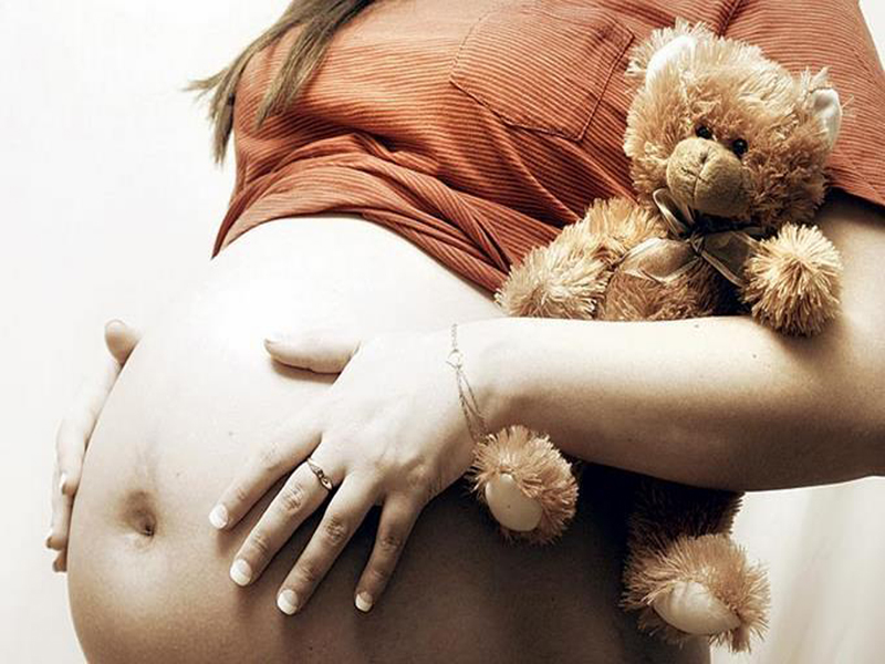 Prevenir embarazo en la adolescencia: labor multifactorial