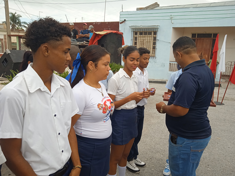 Celebran en Palma Soriano aniversario 65 de fundada la UJC